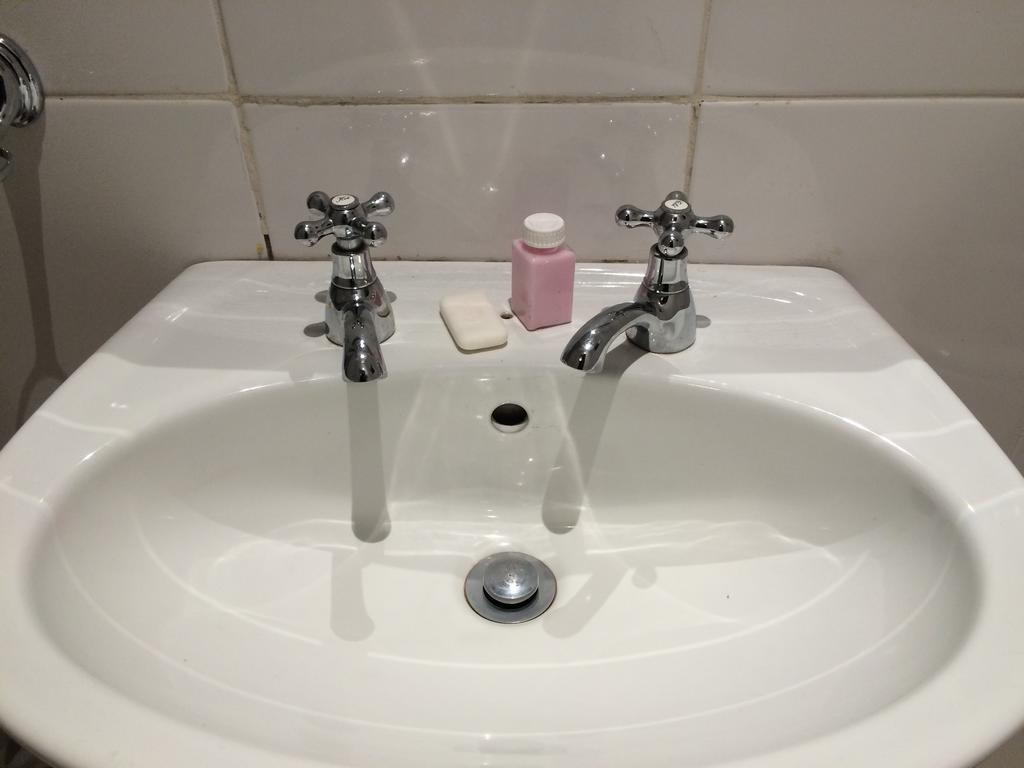 Acn International Regency Lodge Kempton Park Rum bild