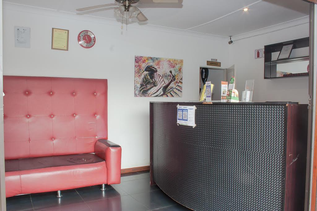 Acn International Regency Lodge Kempton Park Exteriör bild